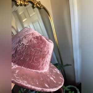 YEE⭐️HAW mauve velvet custom cowgirl hat